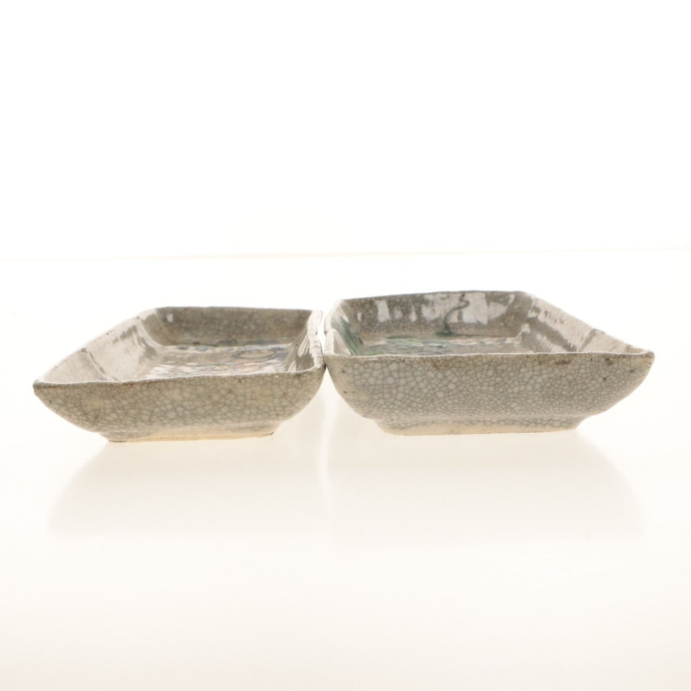 ■ Kyoto Awataguchi Ware Overglaze Enamel Grape, Pine and Plum Blossom Design Molded Rectangular Plates, Set of 2/Two Pieces, Grape and Floral Pattern, Signed, Ceramic Seal, Small and Medium Oblong Plates, Earthenware, Overall Length 18–19 cm