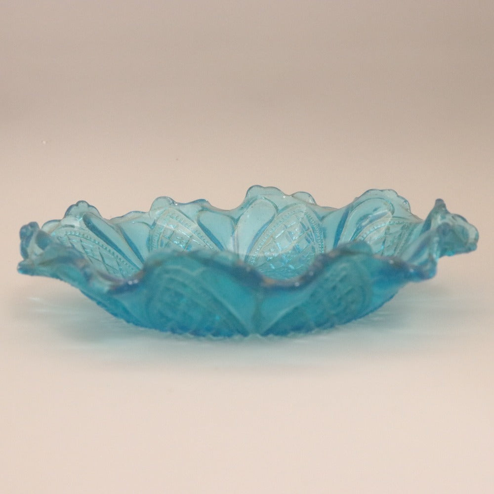 ■ プレスガラス 輪花皿 ボウル 格子 花模様 小皿 ライトブルー 水色 アンティーク 骨董品 全長16.9cm