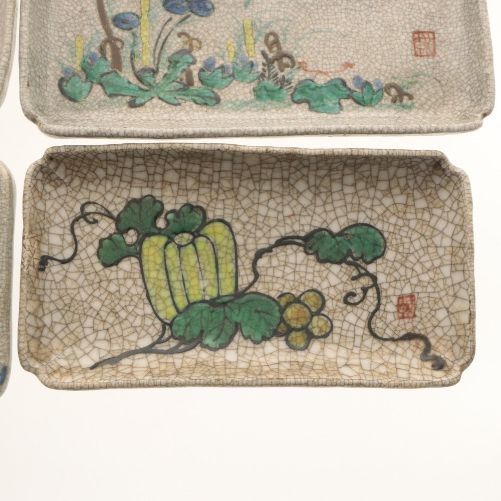 ■ 京都 粟田口焼 色絵図替 隅切長皿 4客/四枚セット 瓜 藍花 輪花 水辺草花 文 柄 乾山写し ひび焼 小～中 角皿 陶印 陶器 茶道具