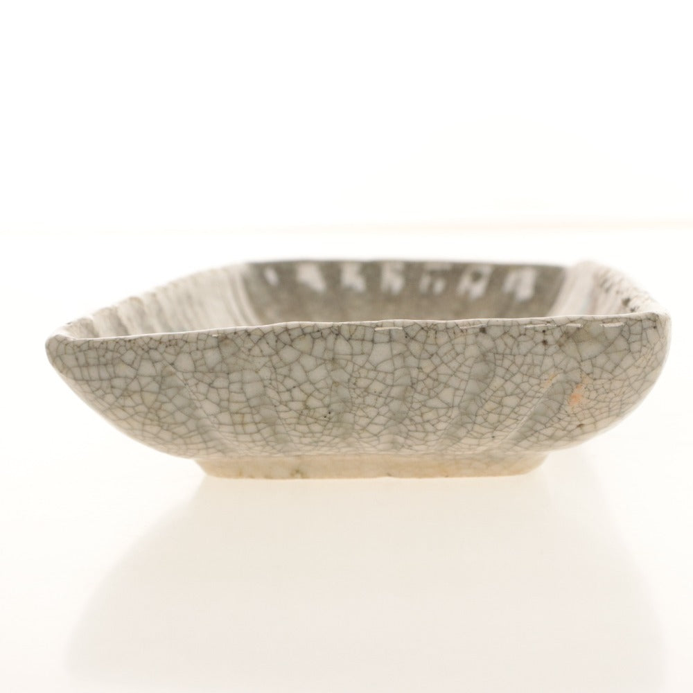 ■ Kyoto Awataguchi Ware, Overglaze Enamel Floral Design, Square Plate, Kenzan Style, Pattern, Signed, Seal, Ceramic, Sweets, Ornament, Medium Rectangular Plate, Overall Length 19.6 cm