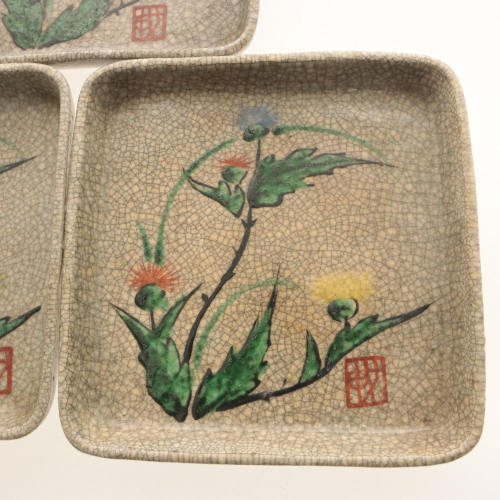 ■ Kyoto Awataguchi Ware Overglaze Enamel Thistle-Patterned Square Saucers, Set of 3/Three Pieces, Floral Design, Kenzan Style, Crazed Glaze, Signed, Seal, Ceramic, Individual Small Saucers, Antiques, Overall Length 15 cm