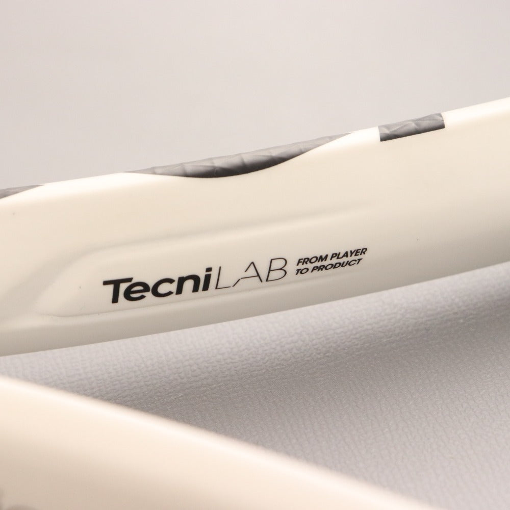 ■ テクニファイバー テニスラケット T-FIGHT 305 硬式テニス G2 305g 98インチ ホワイト 未使用