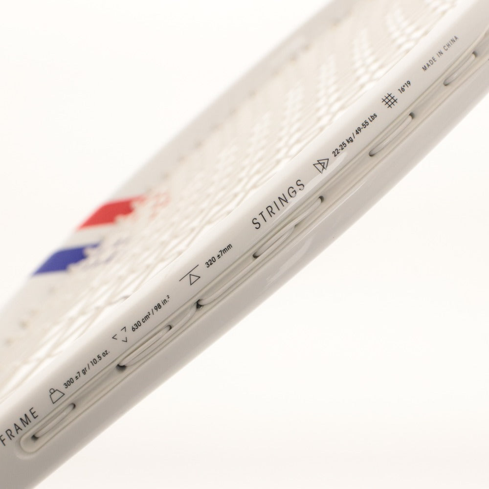 ■ Tecnifibre テクニファイバー テニスラケット TFIGHT 300 硬式 316g 68.5cm 4 1/4-2 G2 ホワイト ガット付き