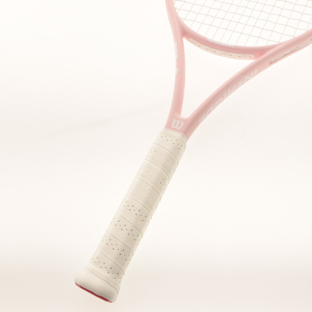 ■ Wilson Tennis Racket Intrigue SE 105, Adult, 288g, 68.5cm, 4 1/4" (G2), Light Pink, Pre-strung