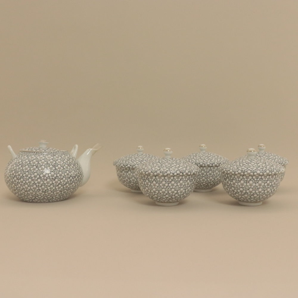 ■ Masahide Arita Ware Teaware Set, Teapot with Lid, Yunomi Tea Cups, Gyokusaibai-zume Design, Set of 5, Signed, with Original Box, Unused
