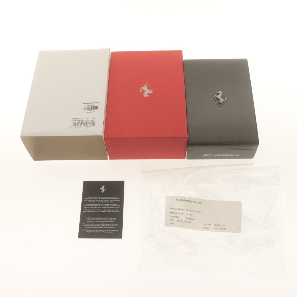 ■ フェラーリ Ferrari Purosangue プロサングエ キーボックス カーボンファイバー 非売品 純正アクセサリー ノベルティ 未使用 箱付き