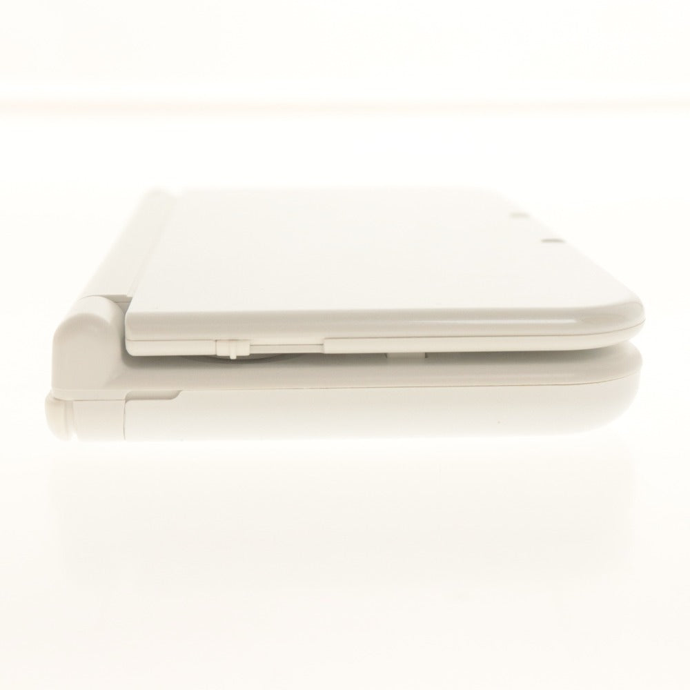 ■ 任天堂 3DS LL 本体 ソフト3本 セット マリオカート7 スーパーマリオ3Dランド リズム天国 ザ・ベスト＋ 初期化 通電確認済み 付属品付