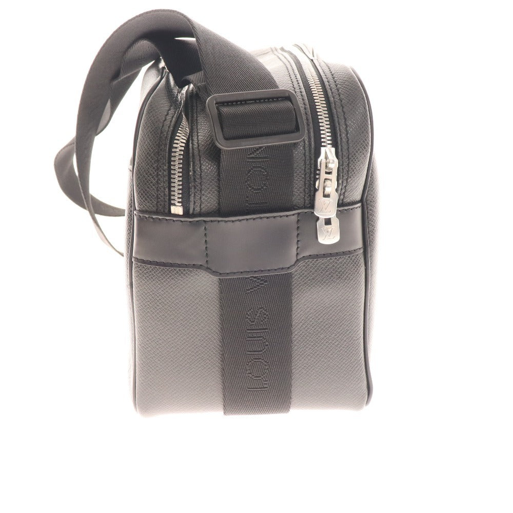 ■ Louis Vuitton Shoulder Bag CE0096 Bag Taiga Reporter Aldwaz Men's Black Accessories Included