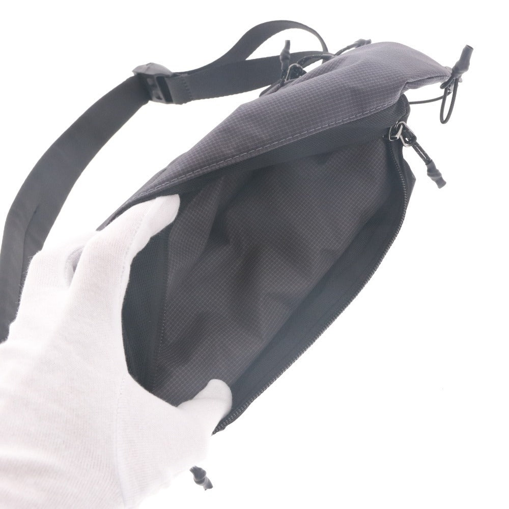 ■ NIID 二ード スリング バッグ ショルダーバッグ 鞄 NEO NOMAD SLING ウイングポケット ファスナー メンズ グレー 未使用