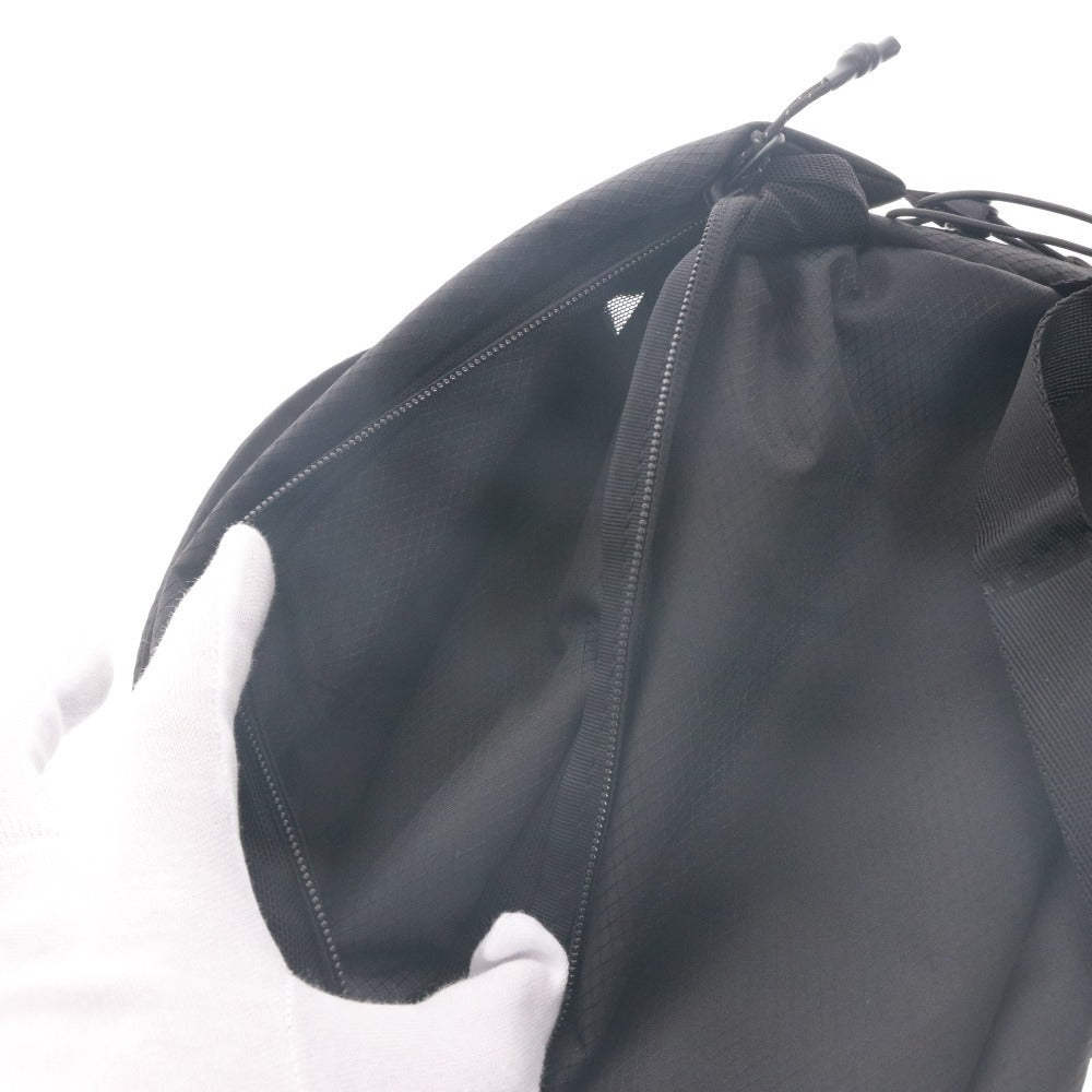 ■ NIID 二ード スリング バッグ ショルダーバッグ 鞄 NEO NOMAD SLING ウイングポケット ファスナー メンズ ブラック