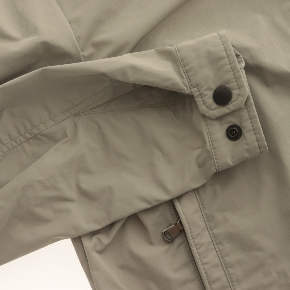 ■ MONCLER モンクレール ジャケット アウター ファスナー ポケット フード 無地 ロゴワッペン メンズ 2 カーキグレー系