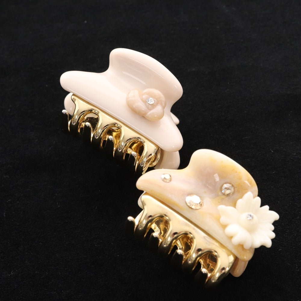 ■ アッカ ヘアクリップ ヘアアクセサリー 花 ラインストーン 2点セット まとめ売り レディース ホワイト ベージュ 付属品付き