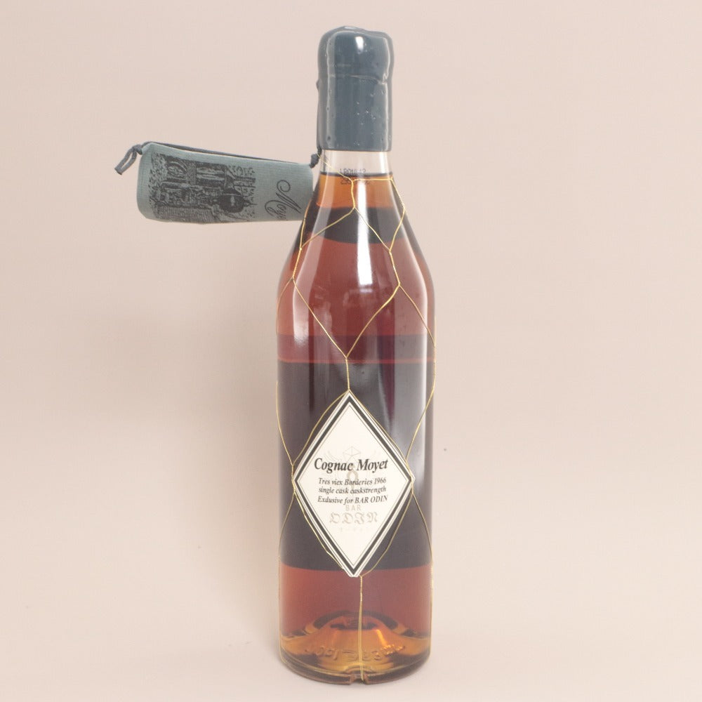 ■ Vintage Brandy Moyet Très Vieux Cognac Des Borderies 1966 No.270 Limited Edition of 1000 Bottles 44% 700ml With Wooden Box Unused Unopened Unsealed