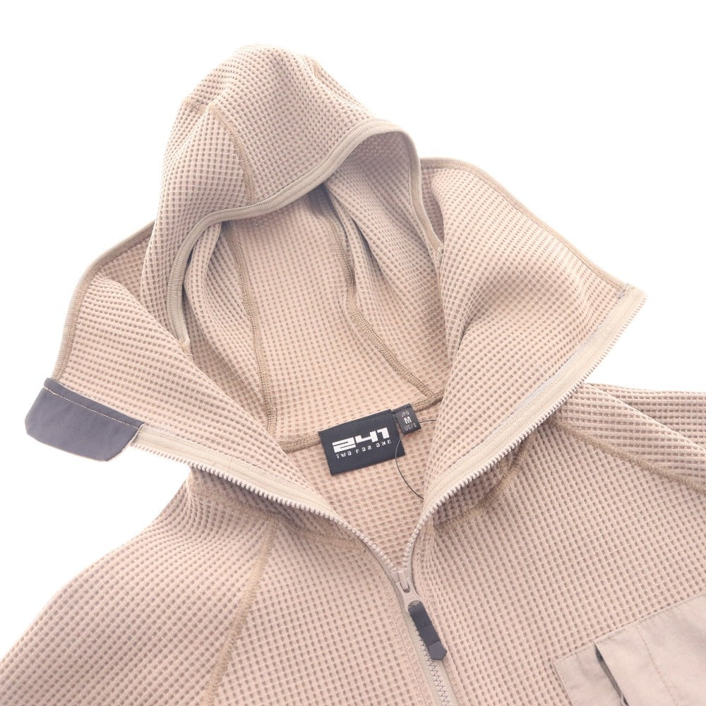 ■ トゥーフォーワン 241 ワッフルフルジップフーディ MB4402 長袖 トップス 防寒 防風 フード メンズ M ベージュ 未使用 タグ付き