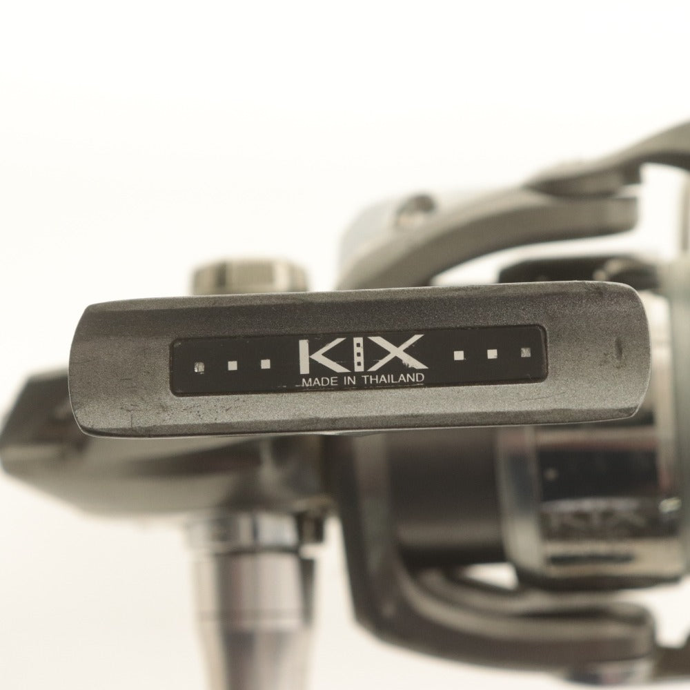 ■ DAIWA ダイワ スピニングリール CALDIA KIX カルディアキックス 2506番 REAL FOUR 釣り用具 用品 シルバー 少々カスタム済み