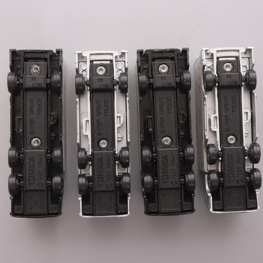 ■ Asakura Transportation Co., Ltd. Tomica 3-Piece Set Bulk Sale Toy Kingdom Toys Kingdom Super Great Truck Miniature Car White Black