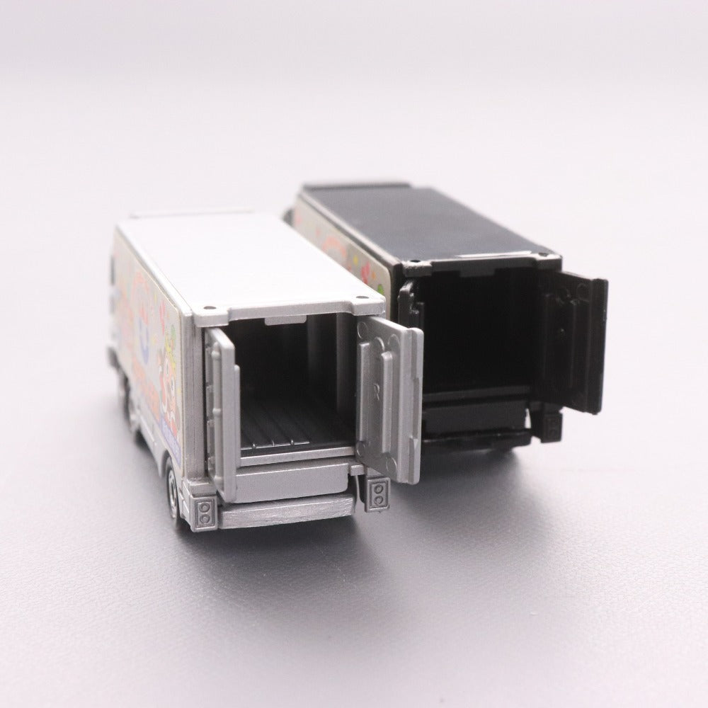 ■ Asakura Transportation Co., Ltd. Tomica 3-Piece Set Bulk Sale Toy Kingdom Toys Kingdom Super Great Truck Miniature Car White Black