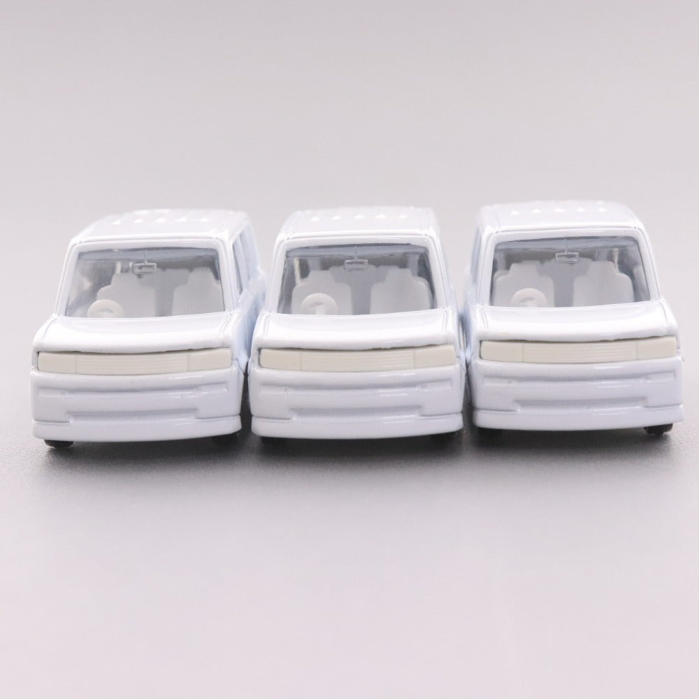 ■ トミー トミカ 3点セット まとめ売り ネッツ トヨタ 西埼玉 オリジナル ホワイト bB No.5 S=1/60 ミニカー 箱付き