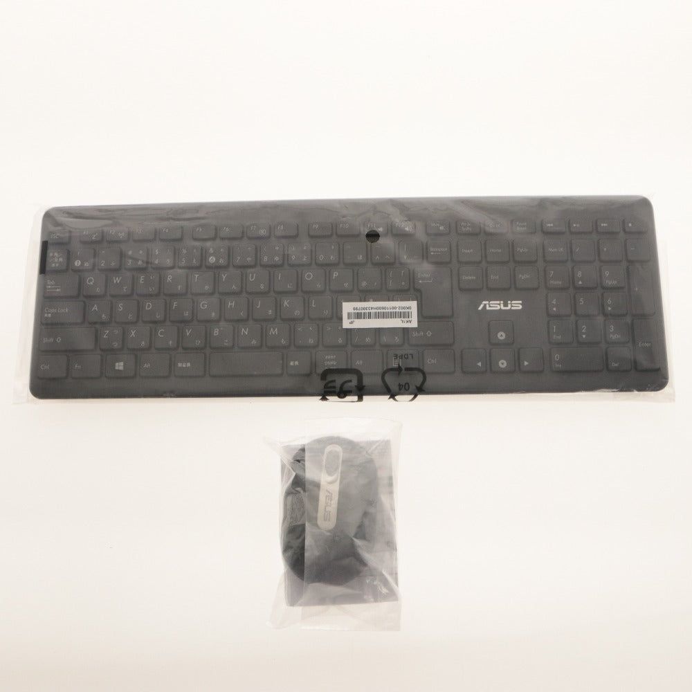 ■ ASUS ミニPC VivoMini UN65 Core i7-6500U メモリ 16GB SSD 128GB Windows 10 Home キーボード,マウス,付属品付き 初期化/動作確認済み