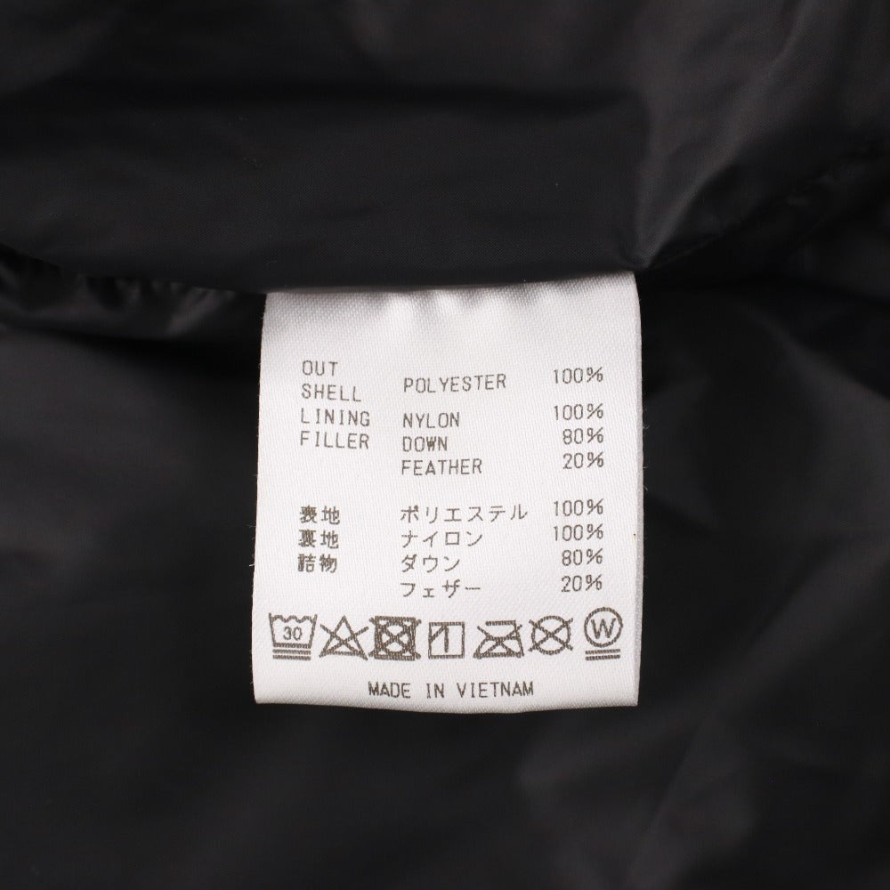 ■ ニューエラ ダウンジャケット グースダウンパフジャケット 23-24FW アウターロゴ メンズ S カーキ オリーブ 付属品付き