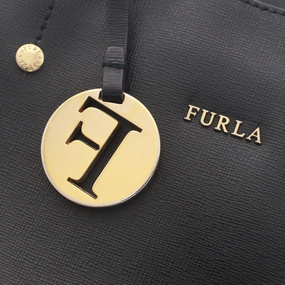 ■ FURLA フルラ ハンドバッグ ショルダーバッグ 鞄 マグネット ポケット ゴールド金具 メンズ レディース ブラック 袋付き