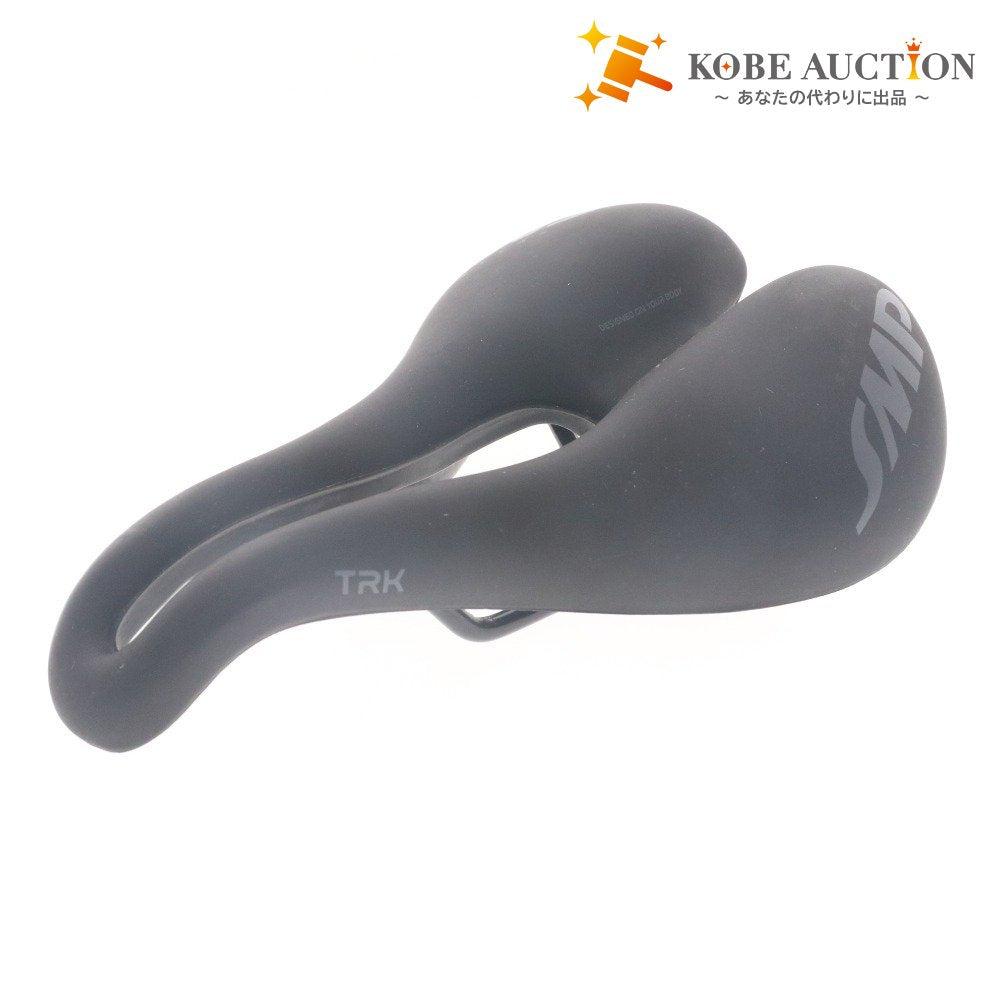 ■ SELLE SMP セラSMP クロス バイク サドル TRK LARGE BLACK MATT TRKLGE03-NE ロングライド サイクリング パーツ ブラック