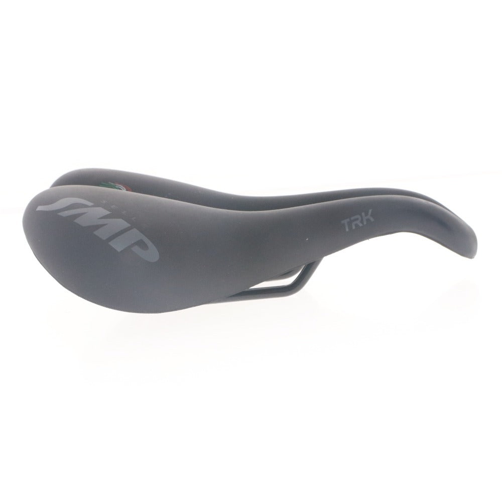 ■ SELLE SMP セラSMP クロス バイク サドル TRK LARGE BLACK MATT TRKLGE03-NE ロングライド サイクリング パーツ ブラック