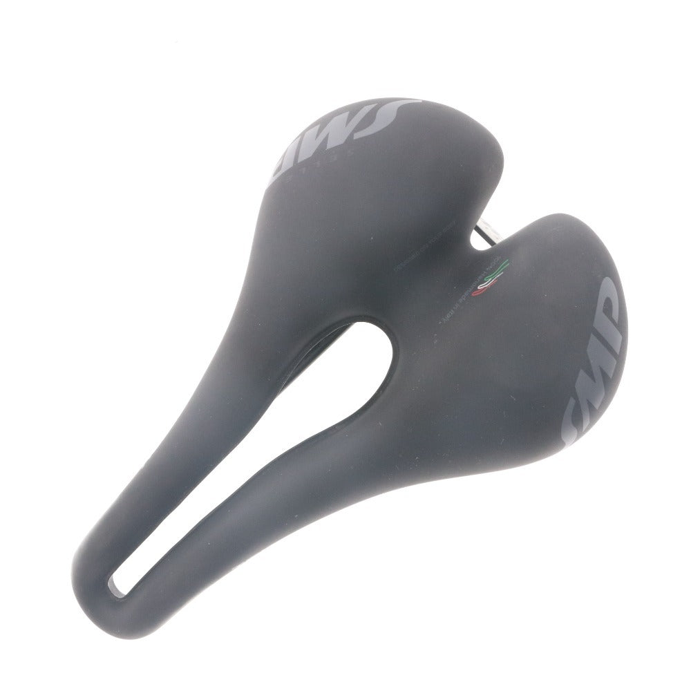 ■ SELLE SMP セラSMP クロス バイク サドル TRK LARGE BLACK MATT TRKLGE03-NE ロングライド サイクリング パーツ ブラック