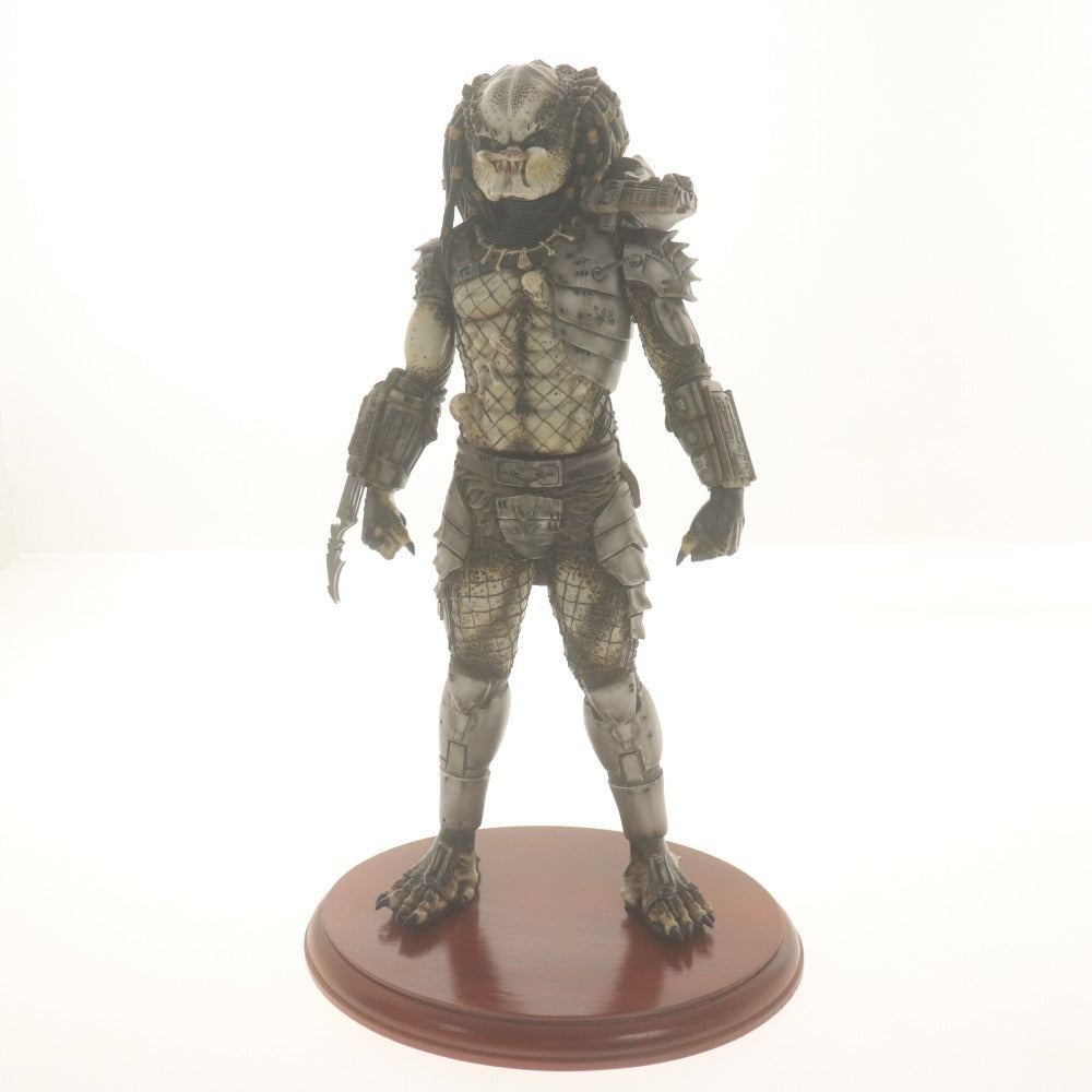 ■ Figure 1/6 Original Predator Jungle Hunter, 32.5cm tall, with accessories, no box, completed