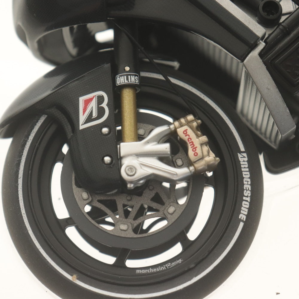■ ミニチャンプス ミニカー バイク DUCATI DESMOSEDICI GP11-Valencia Test 2010-Valentino Rossi 1/12 箱付き