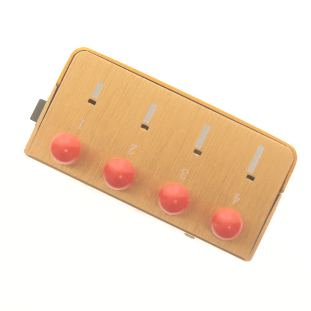 ■ 電波ジャマー 4本アンテナ TG-2000 121D 通電確認済み 付属品付き