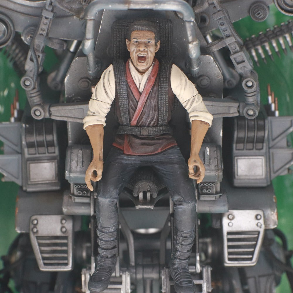 ■ McFarlane Toys Matrix APU Deluxe Box Set Revolutions with Box