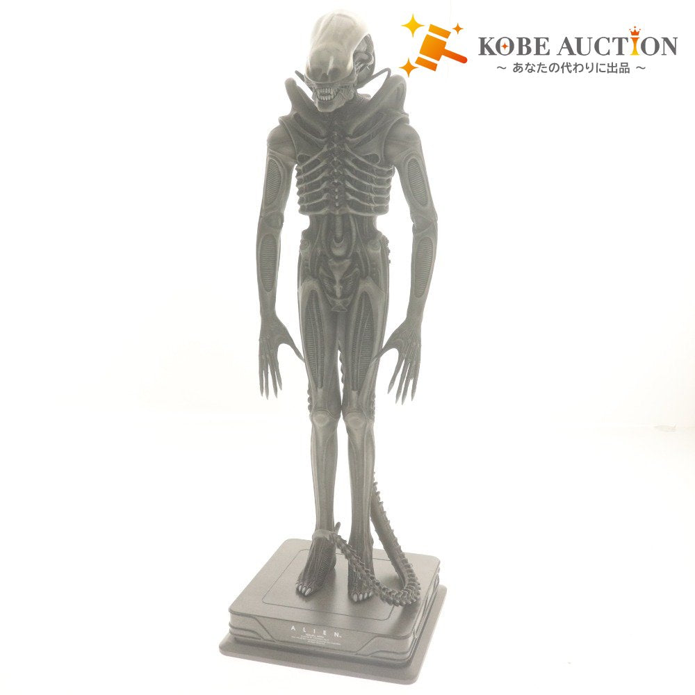 ■ Roswell Alien Figure Big Chap Art Statue Special ver. by Yoshihiko Sano, Limited Edition of 30, 1/5 Scale, with dedicated display case and accessories