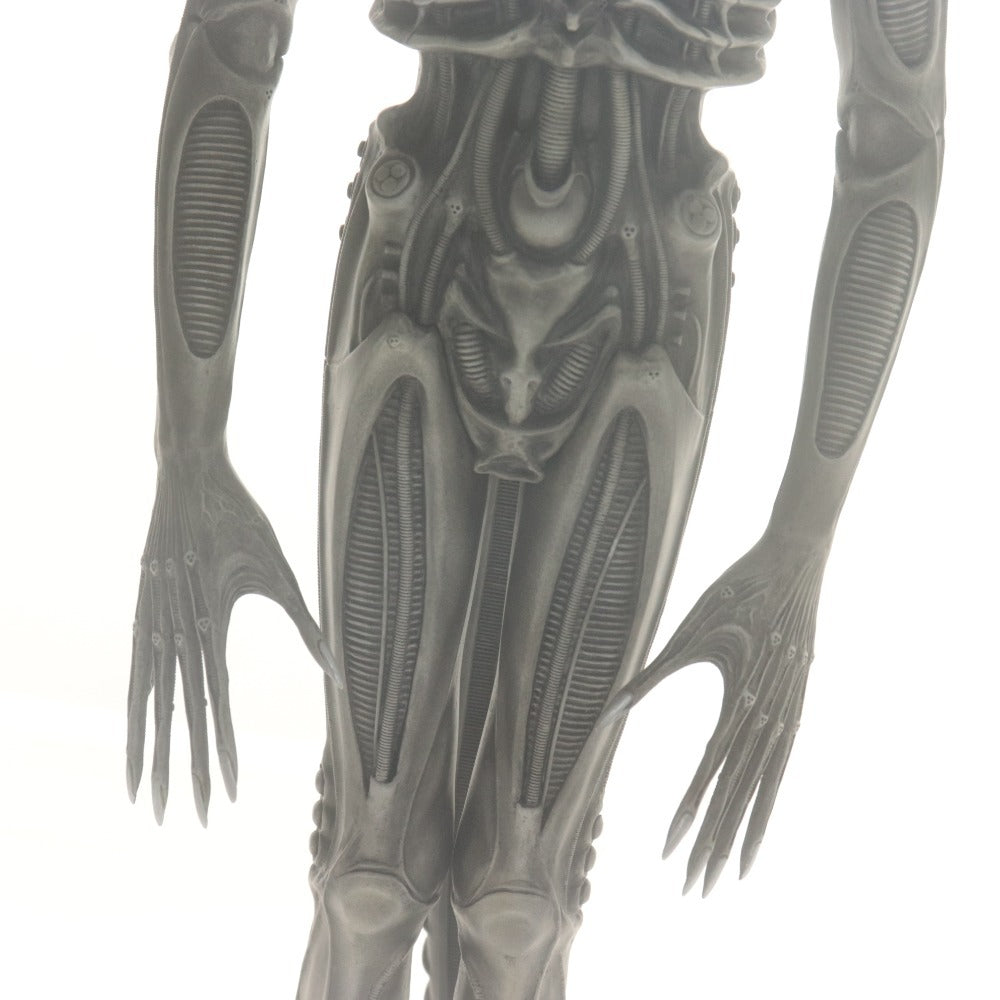 ■ Roswell Alien Figure Big Chap Art Statue Special ver. by Yoshihiko Sano, Limited Edition of 30, 1/5 Scale, with dedicated display case and accessories