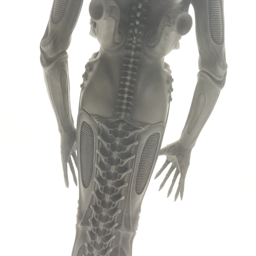 ■ Roswell Alien Figure Big Chap Art Statue Special ver. by Yoshihiko Sano, Limited Edition of 30, 1/5 Scale, with dedicated display case and accessories