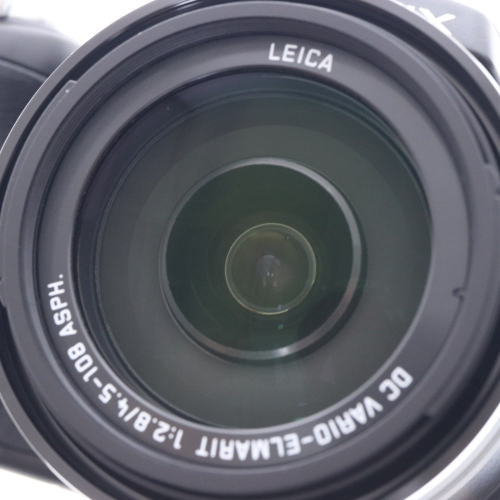 ■ パナソニック ルミックス FZ200 カメラ コンパクトデジタルカメラ 通電確認済み 付属品付き 未使用