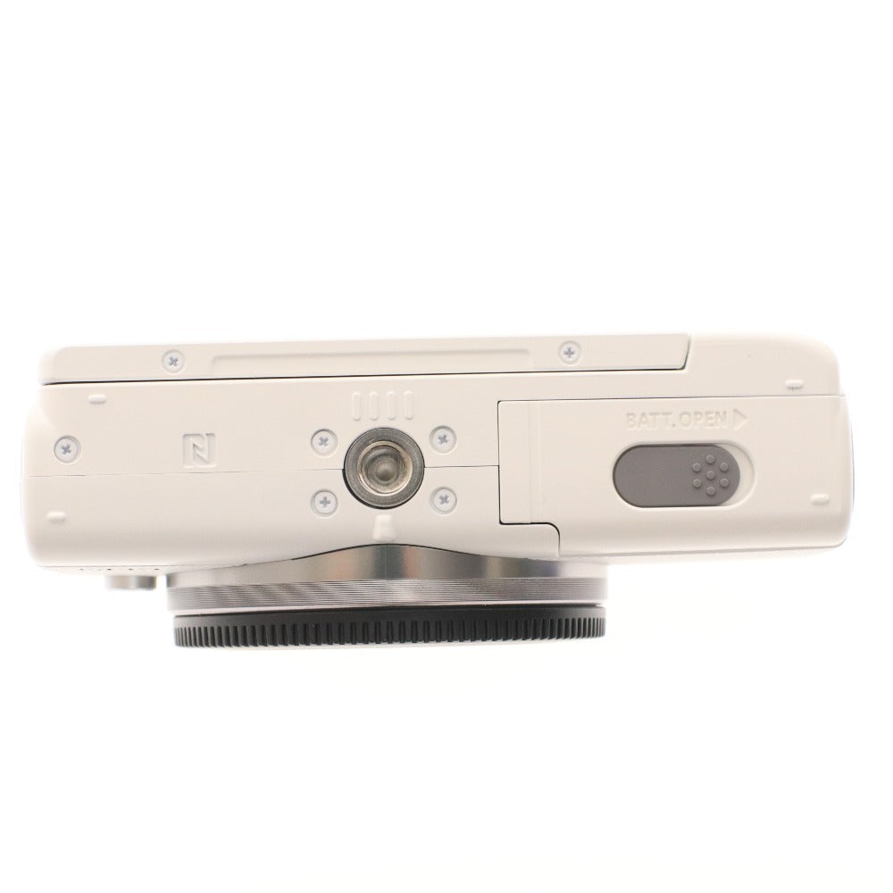 ■ キヤノン EOS M100 ボディ ミラーレス 一眼カメラ ホワイト 通電確認済み 付属品付き 未使用