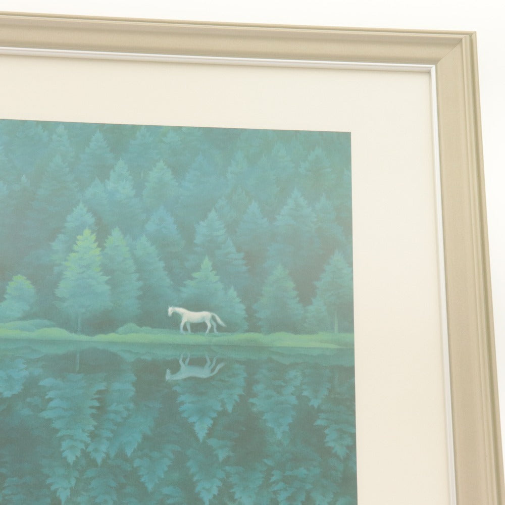 ■ 東山魁夷 印刷複製画 『緑響く』 額縁 インテリア 額装 全長56.7cm