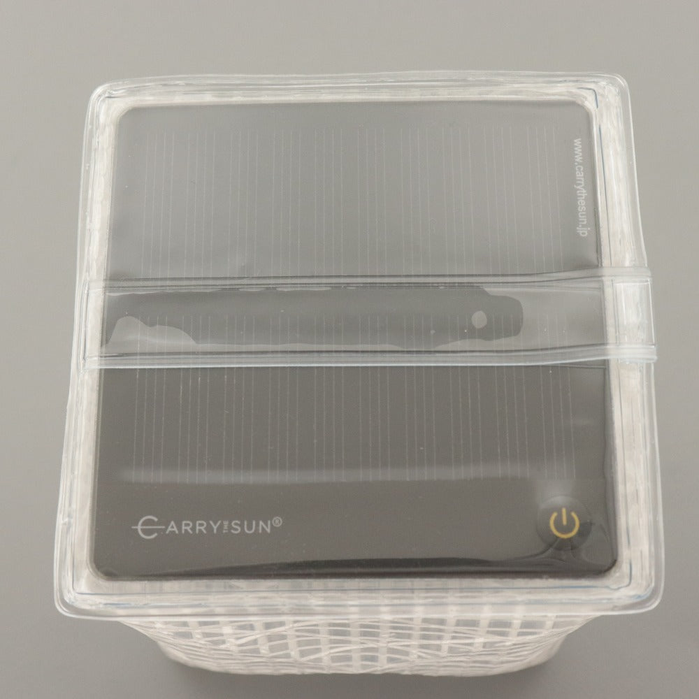 ■ CARRY THE SUN キャリー ザ サン ソーラーランタン ソーラー充電 防水 防塵 スモール 点灯確認済み 付属品付き 未使用