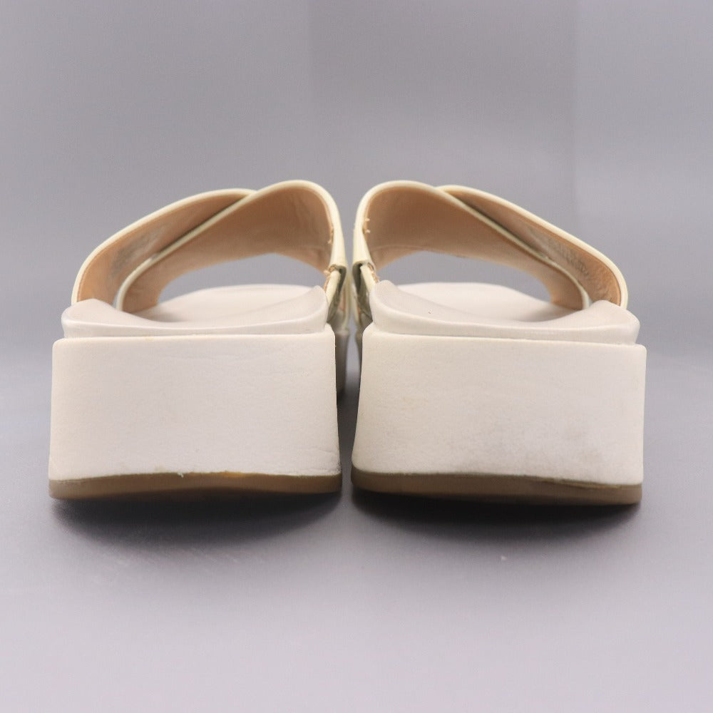 ■ UGG アグ フラットサンダル エミリー 1107896 靴 厚底 クロスベルト ロゴ レディース 7.5(24.5cm相当) ホワイト 箱付き