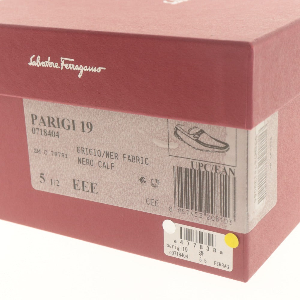 ■ Salvatore Ferragamo ドライビングシューズ PARIGI 19 ローファー メンズ レディース 5 1/2 EEE (23.5〜24.0相当) 黒 グレー 箱付 美品