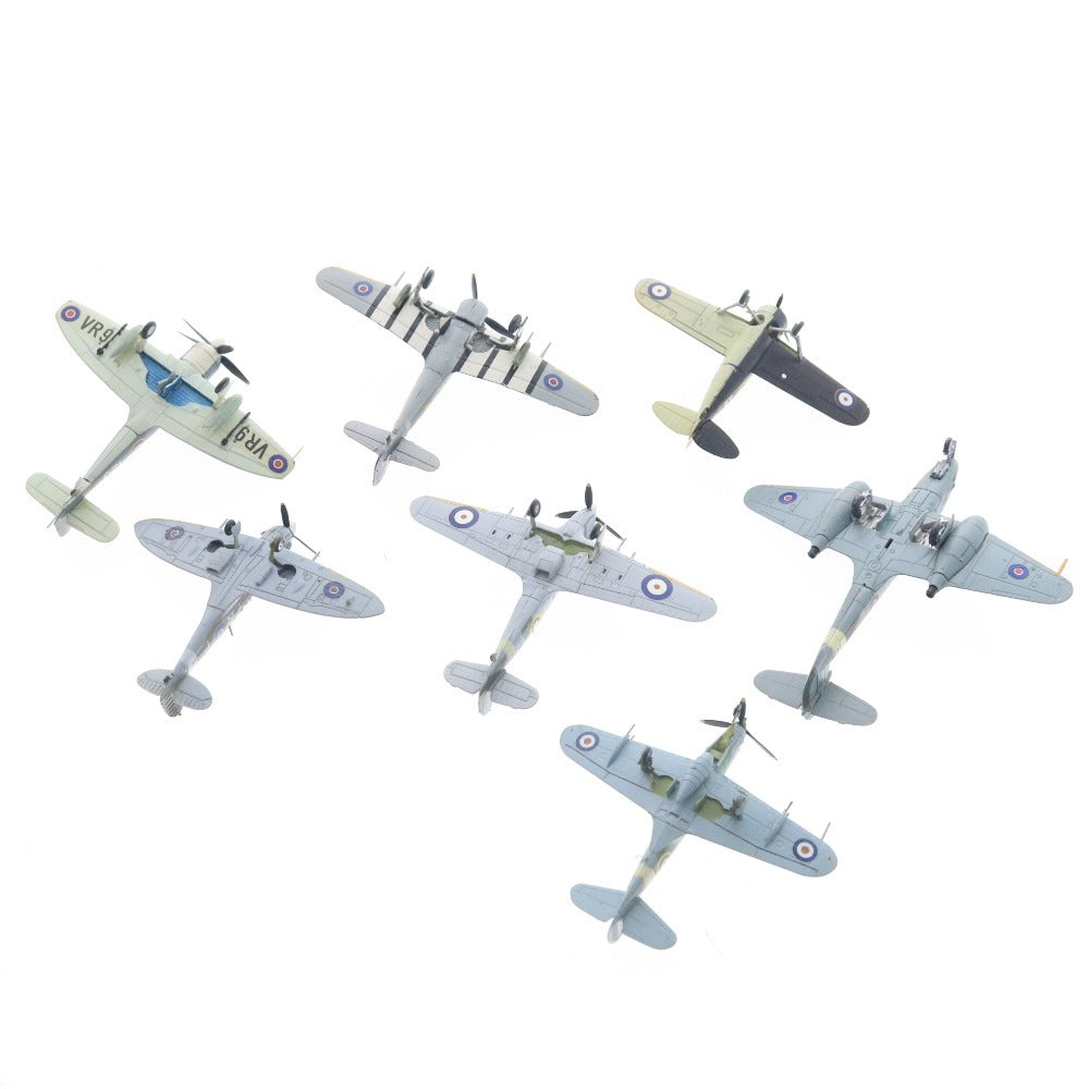 ■ エフトイズ プラモデル 7点セット まとめ売り イギリス軍 戦闘機コレクション B339 P-39Q MK.11C MK.VB MK.IB FB.11 F.1 完成品