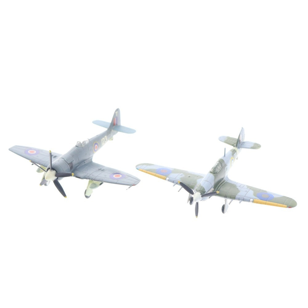 ■ エフトイズ プラモデル 7点セット まとめ売り イギリス軍 戦闘機コレクション B339 P-39Q MK.11C MK.VB MK.IB FB.11 F.1 完成品