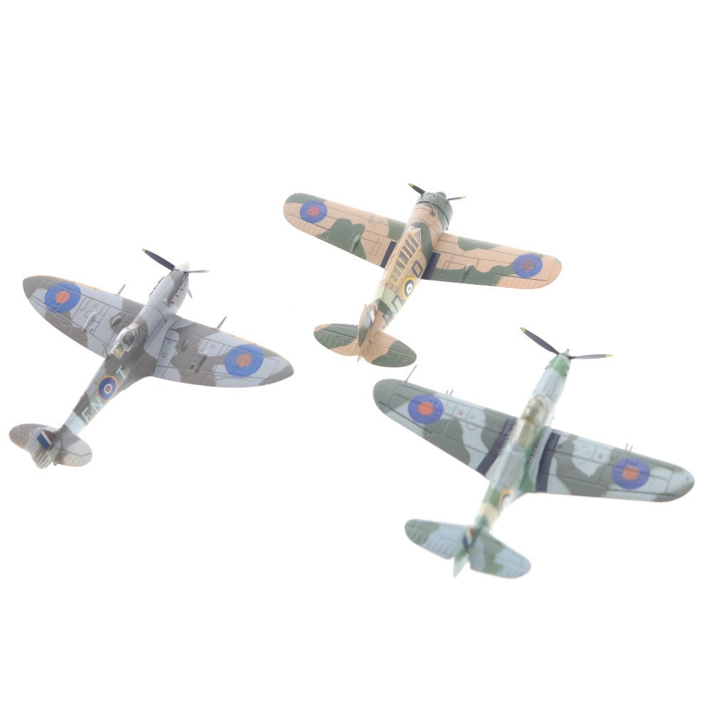 ■ エフトイズ プラモデル 7点セット まとめ売り イギリス軍 戦闘機コレクション B339 P-39Q MK.11C MK.VB MK.IB FB.11 F.1 完成品