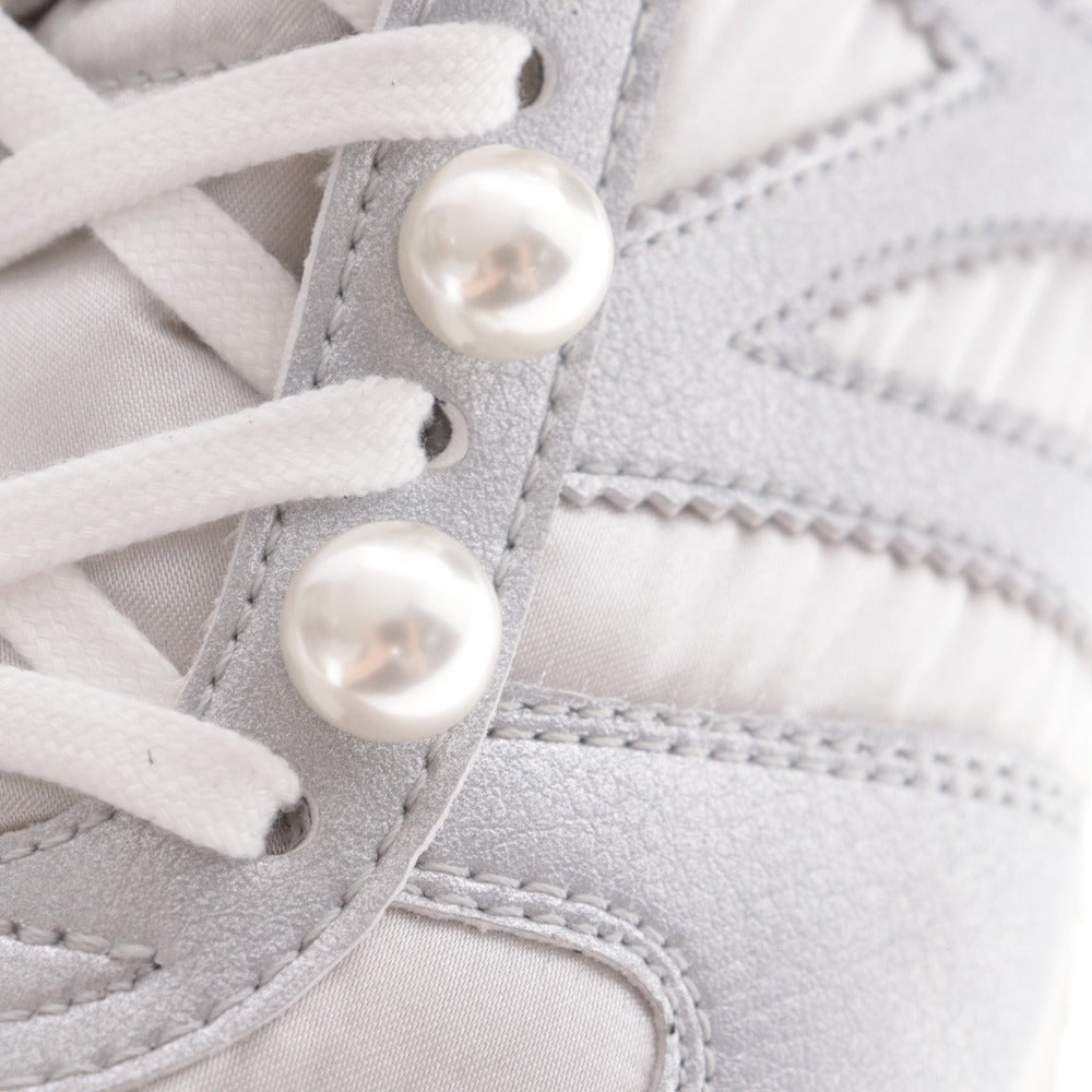 ■ ミズノ ミュベール スニーカー シューズ 靴 コラボ パール レディース 25.5cm タグ付き 箱付き 未使用