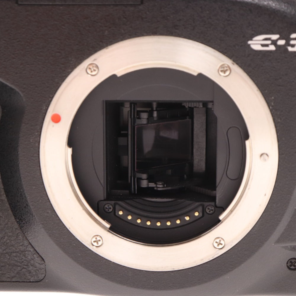 ■ オリンパス デジタル 一眼カメラ レンズキット ZUIKO DIGITAL 14-45mm 1:3.5-5.6 付属品付き
