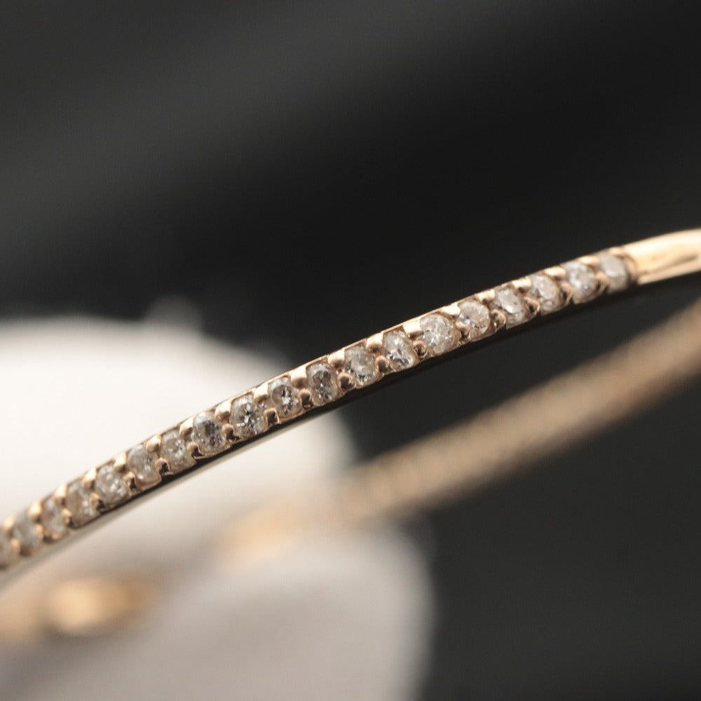 ■ VERITE ベリテ フープピアス 片耳のみ メレダイヤモンド K18 金 0.50ct 総重量3.52g 全長3.4cm ゴールド色 エルメス/小物入れ付き