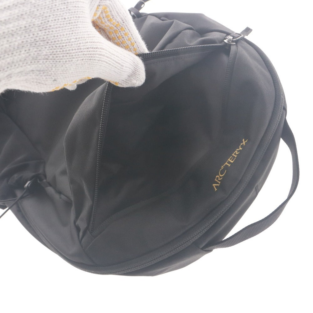 ■ ARC'TERYX Backpack Mantis 16 Outdoor Zipper Pocket Men's Black