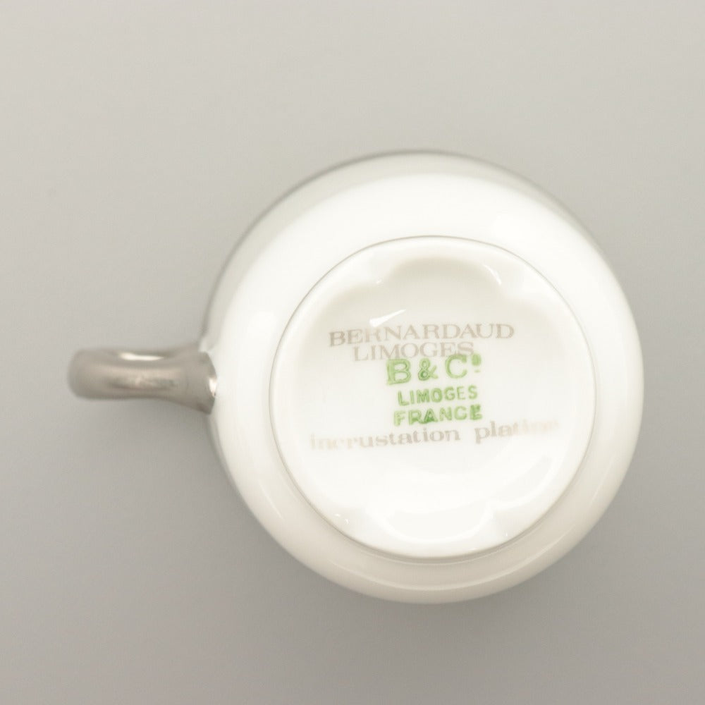 ■ BERNARDAUD LIMOGES B&C ベルナルドリモージュ カップ ソーサー 1組 プラチナ ティーカップ 小皿 柄 フランス 全長8.8cm 13cm ホワイト