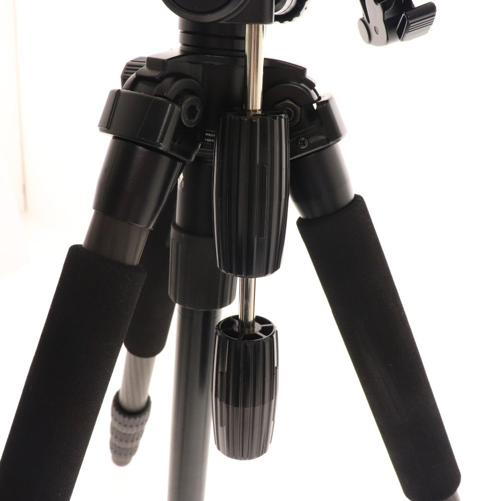 ■ Slik Tripod SH-716E Camera Accessories Included